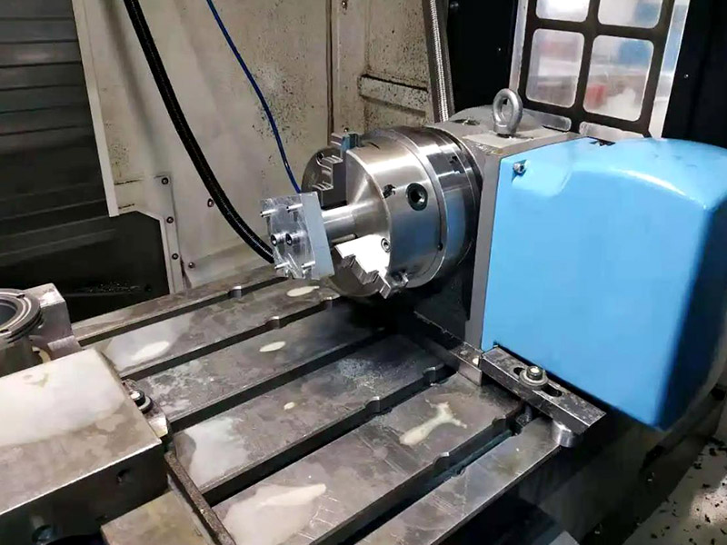 cnc加工中心多少钱？全新CNC加工中心报价！